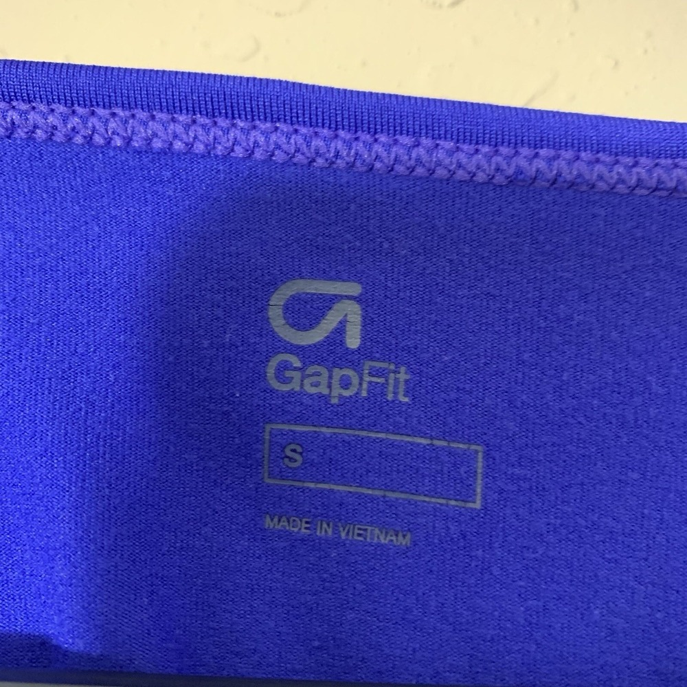 GapFit Women Performance Top Blue Reflective Stripe S - Picture 5 of 11